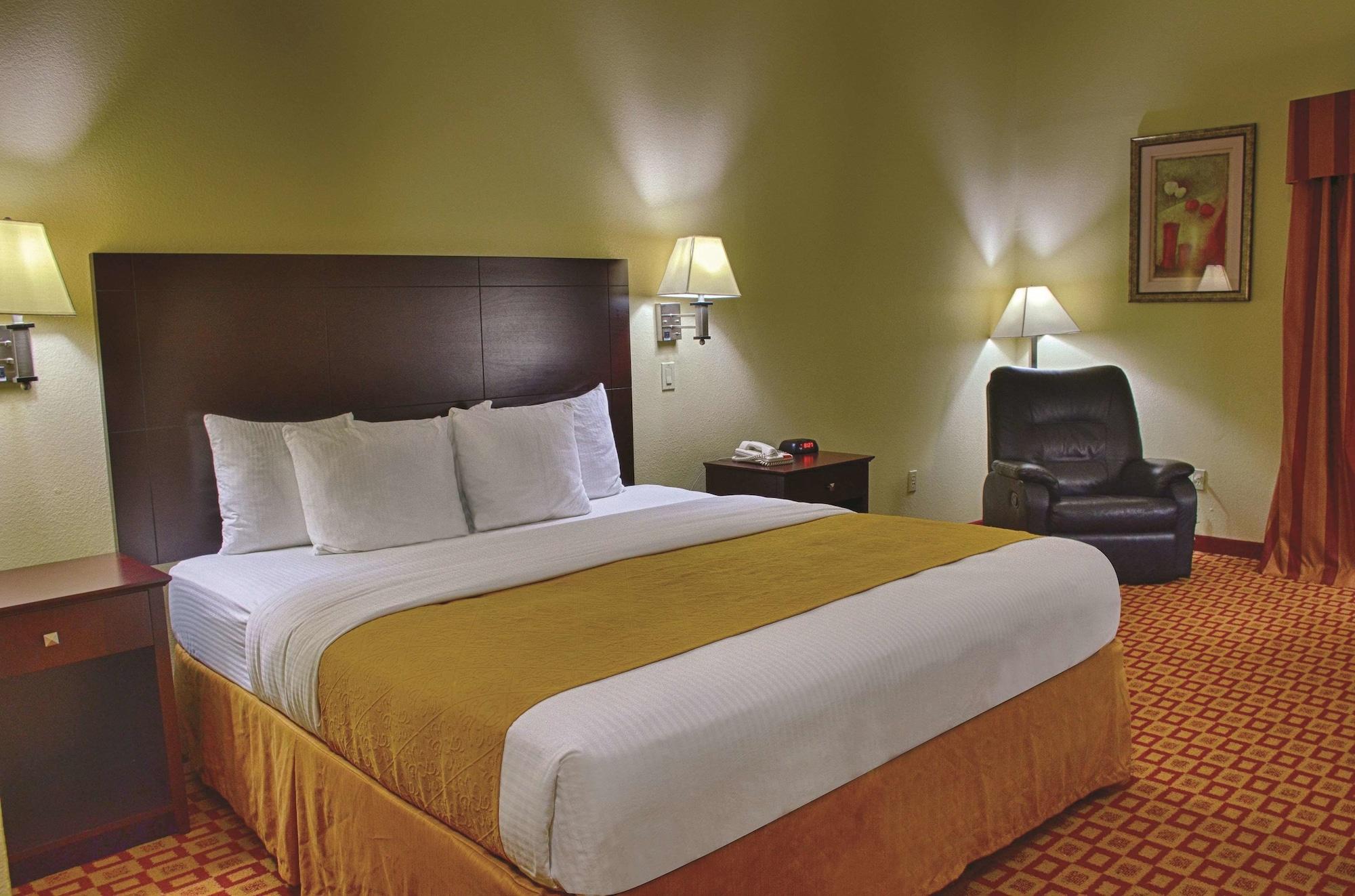 Hotel La Quinta By Wyndham 3*